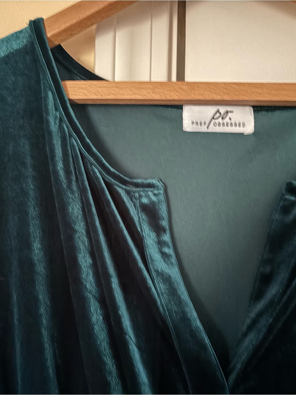 Green velvet maxi - Picture 3 of 4